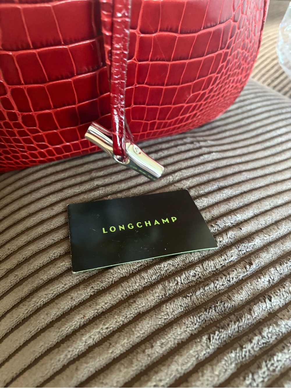 Longchamp- Red Croc-Embossed Leather Shoulder Bag - Picture 4 of 6